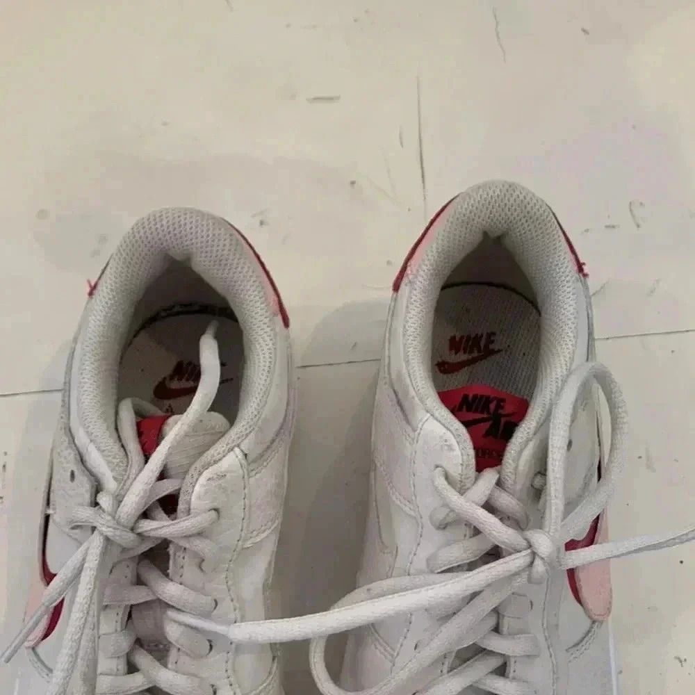 Nike Air Force shoes - Picture 3 of 3